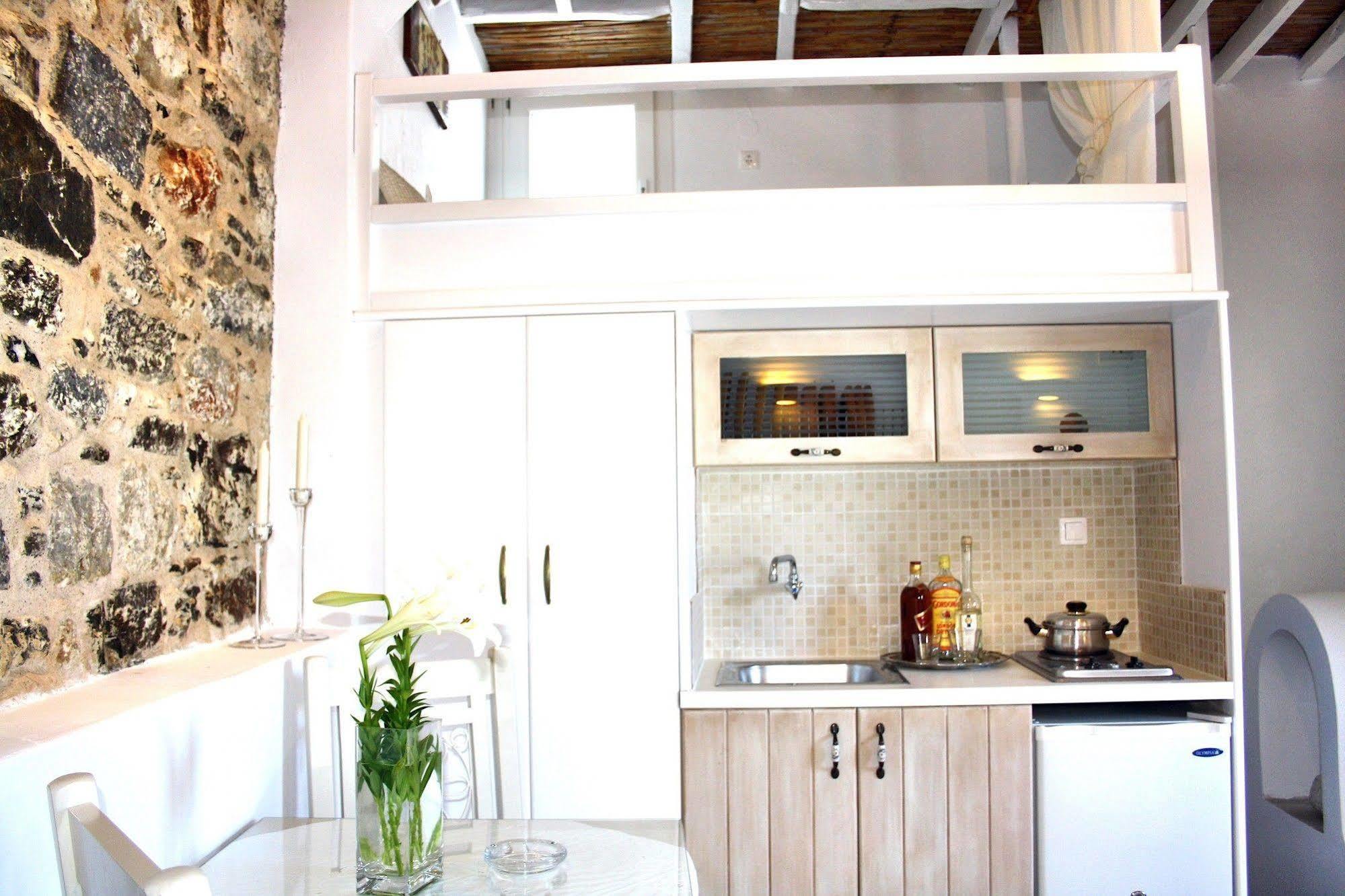 Mariakis Luxury Studios Astypalaia Bagian luar foto